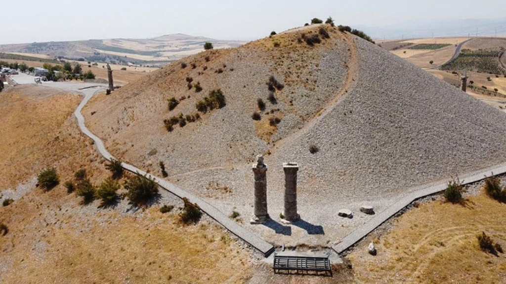 Karakuş Tümülüsü